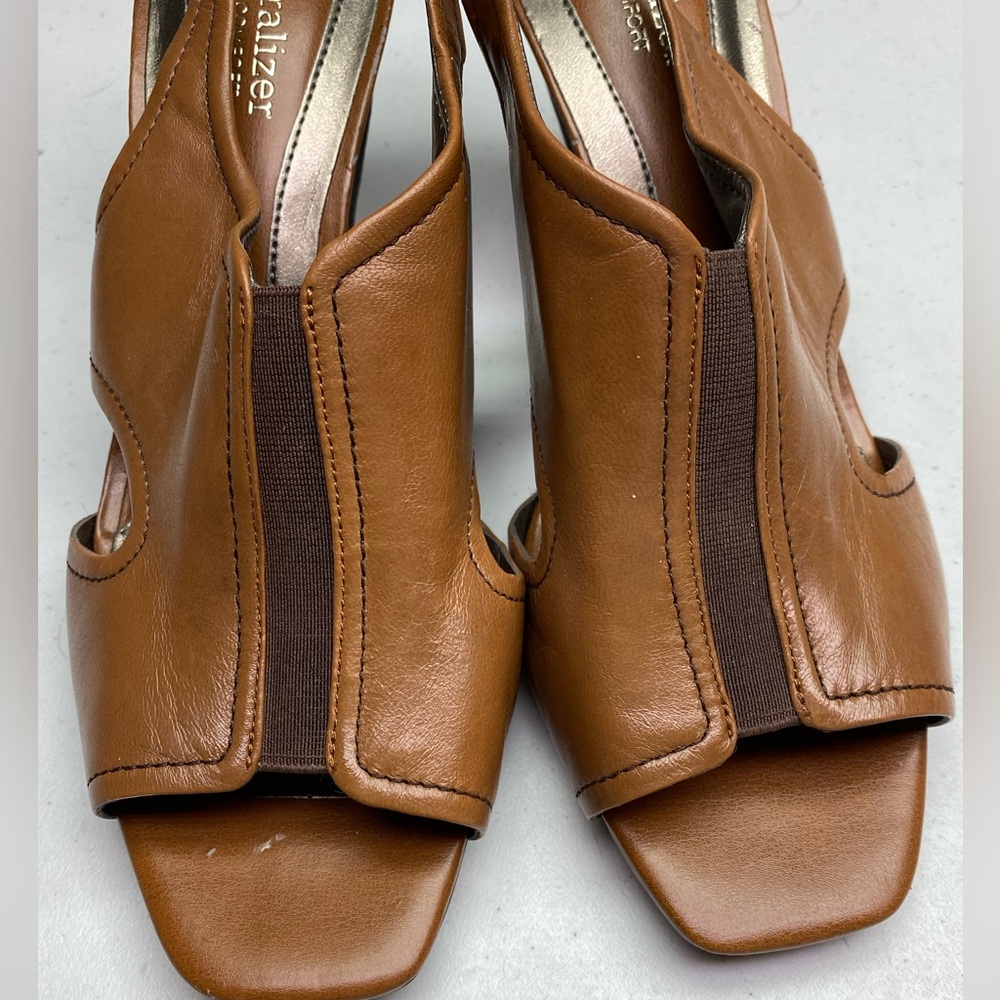 Naturalizer DRK TAN Leather Heeled Slingbacks, 8M Spring Sale - Picture 2 of 9